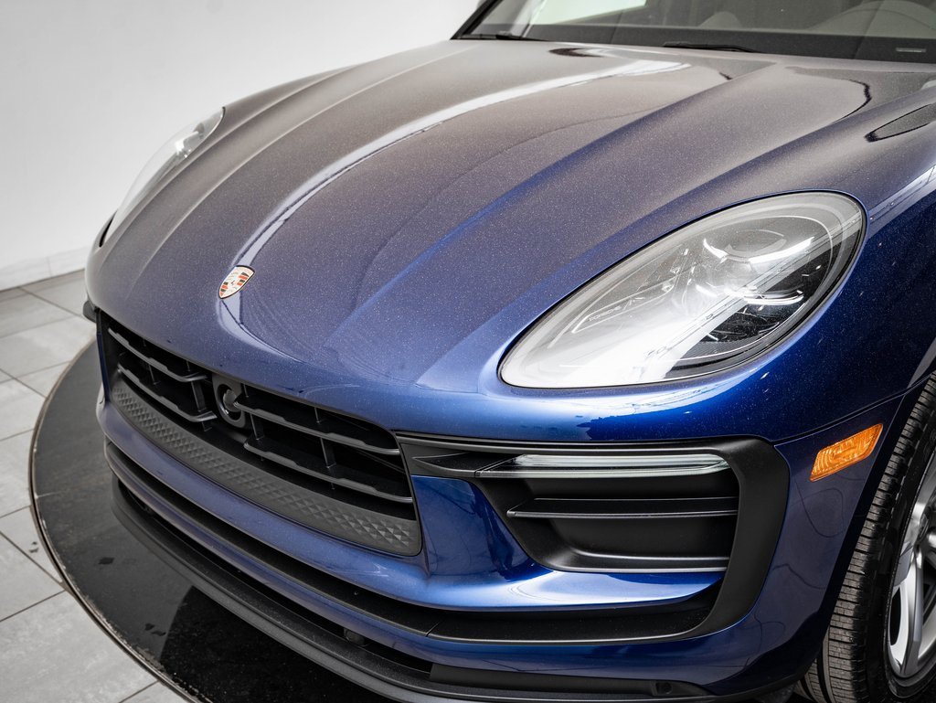 2024 Porsche Macan T photo 13