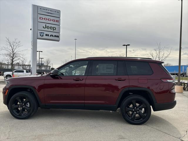2025 Jeep Grand Cherokee L photo 4