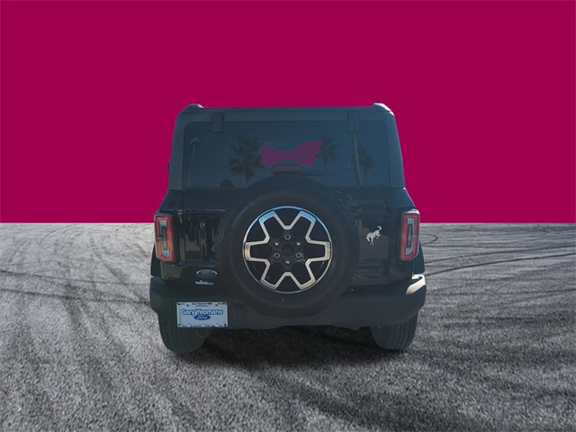 2025 Ford Bronco Outer Banks photo 3