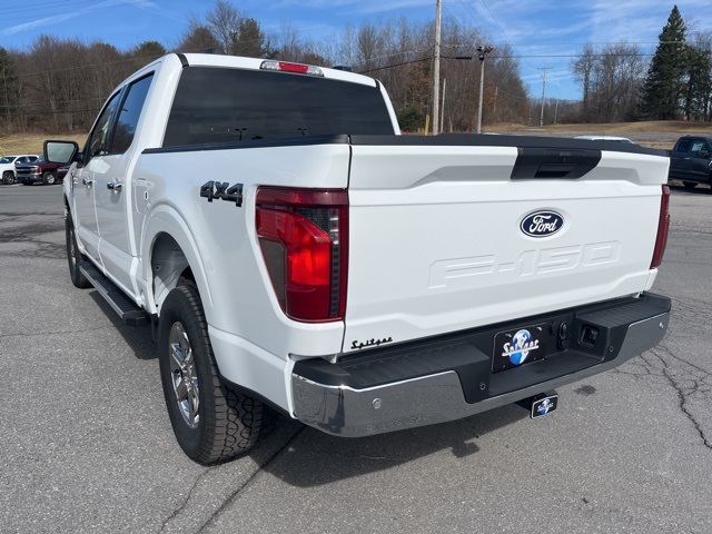 2025 Ford F-150 XLT photo 4