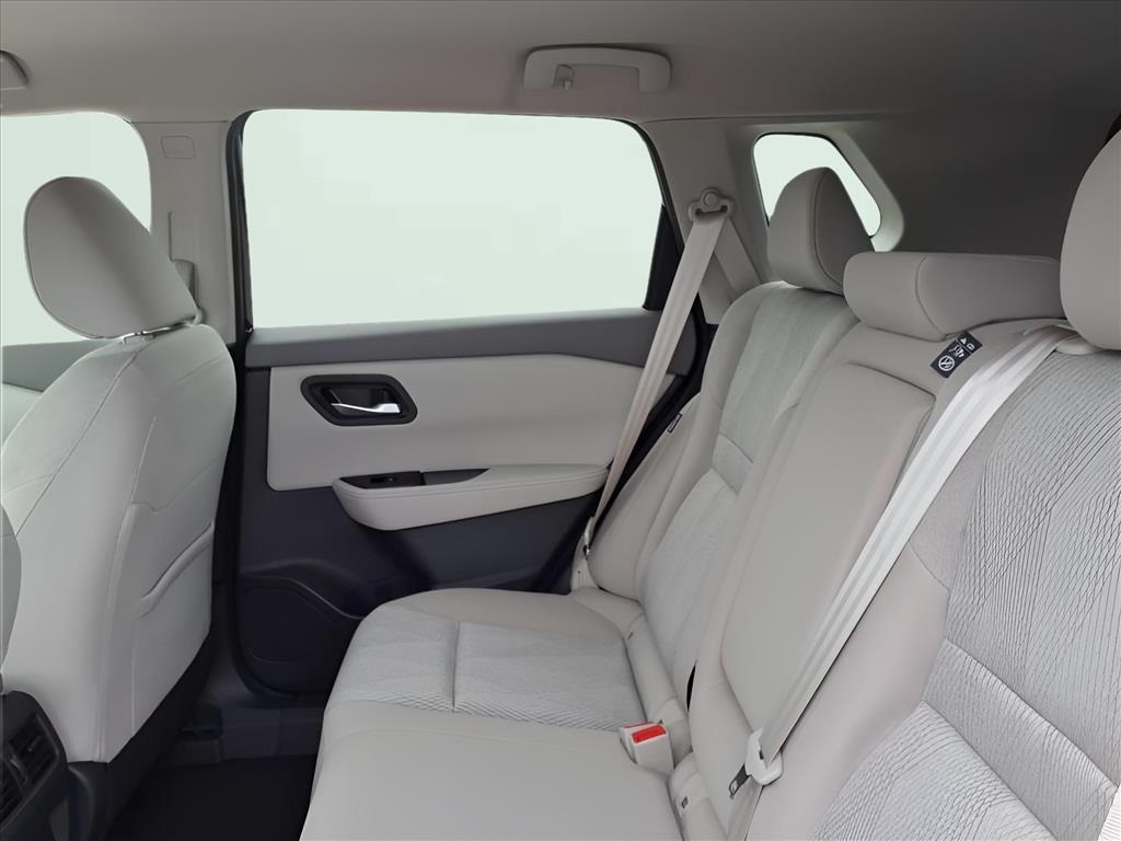 2025 Nissan Rogue SV photo 9