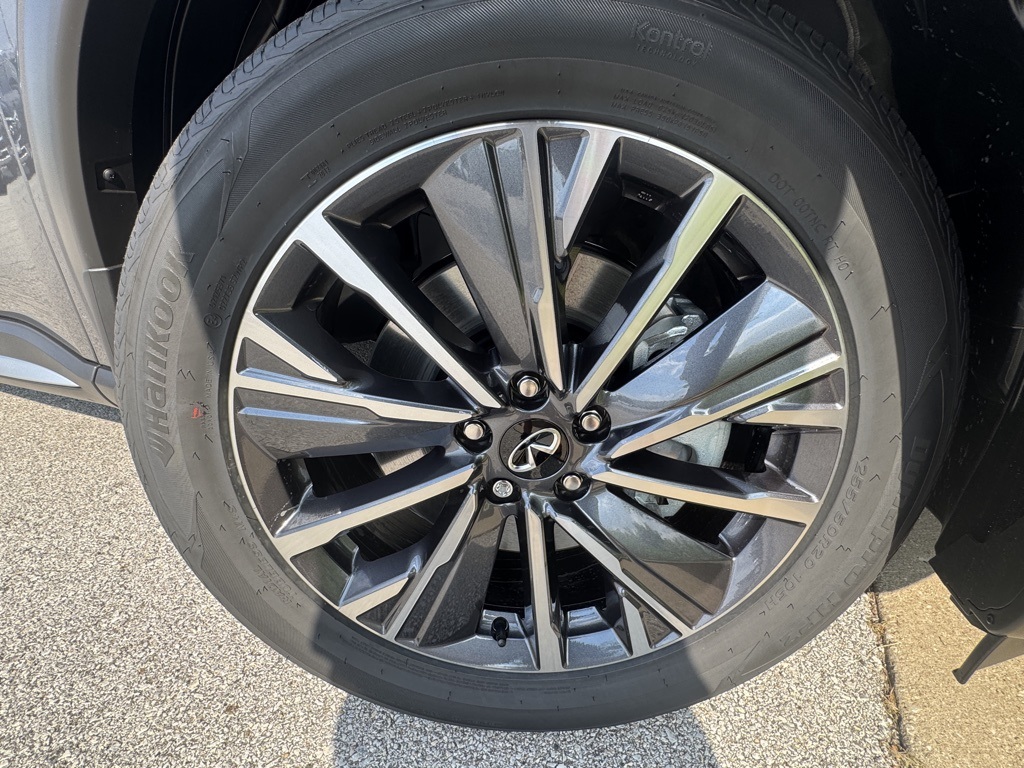2026 Infiniti QX60 Luxe AWD photo 7