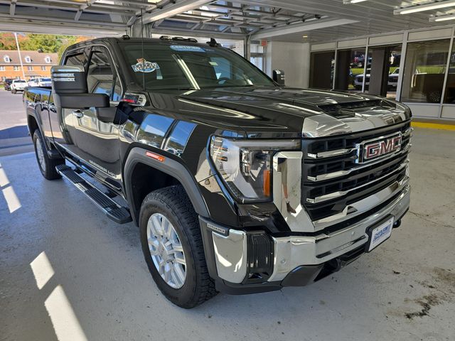 2024 Gmc Sierra 2500 SLT photo 4