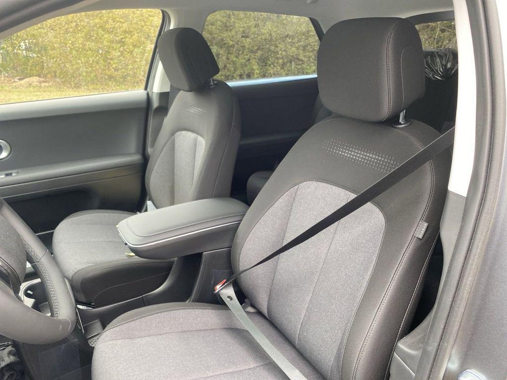 2024 Hyundai Ioniq 5 SEL photo 16