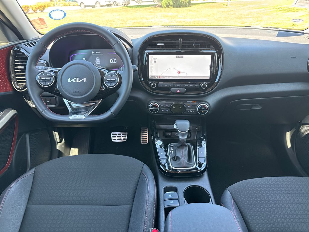 2025 Kia Soul GT-Line photo 19
