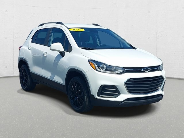 2022 Chevrolet Trax LT photo 3