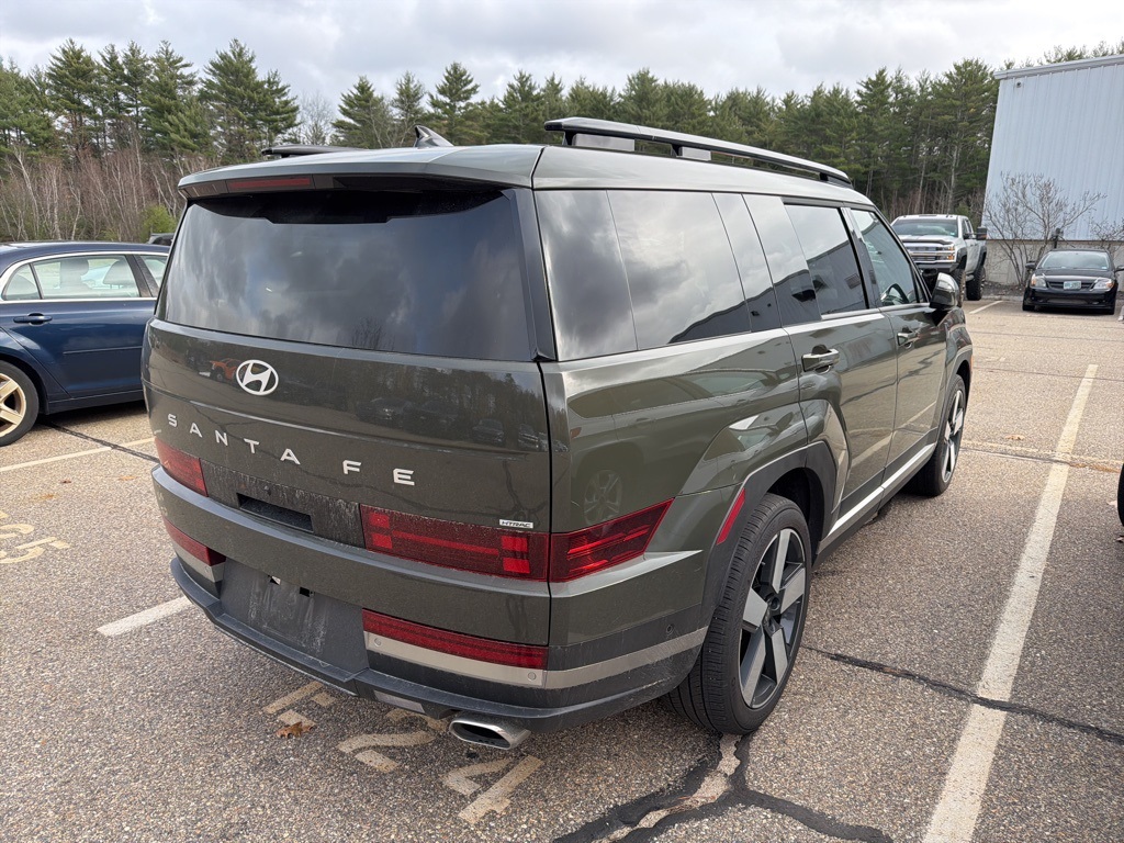 2025 Hyundai Santa Fe Limited photo 4