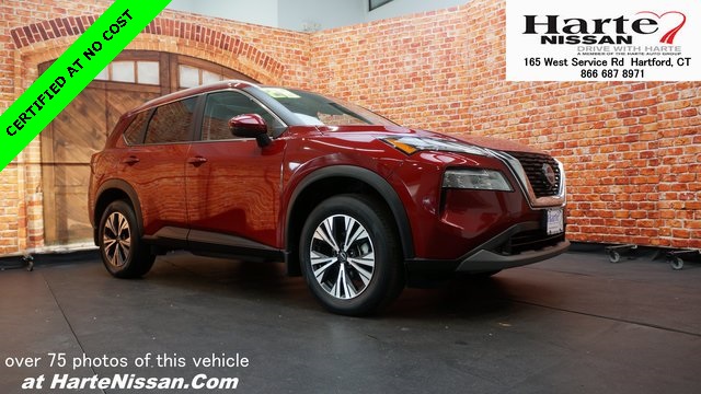 2022 Nissan Rogue SV's photo