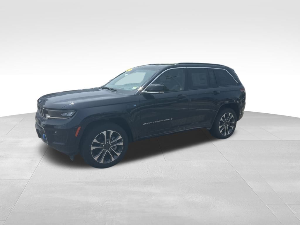 2024 Jeep Grand Cherokee Overland 4xe photo 3