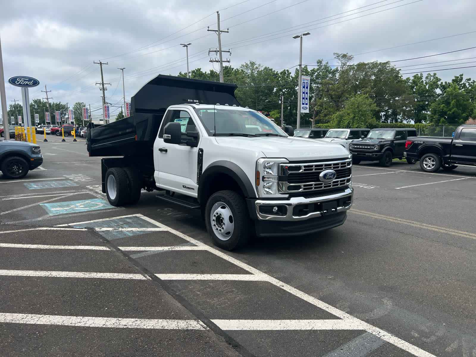2024 Ford F-550 XL photo 3