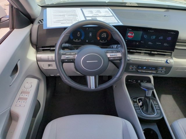 2024 Hyundai Kona SE photo 13