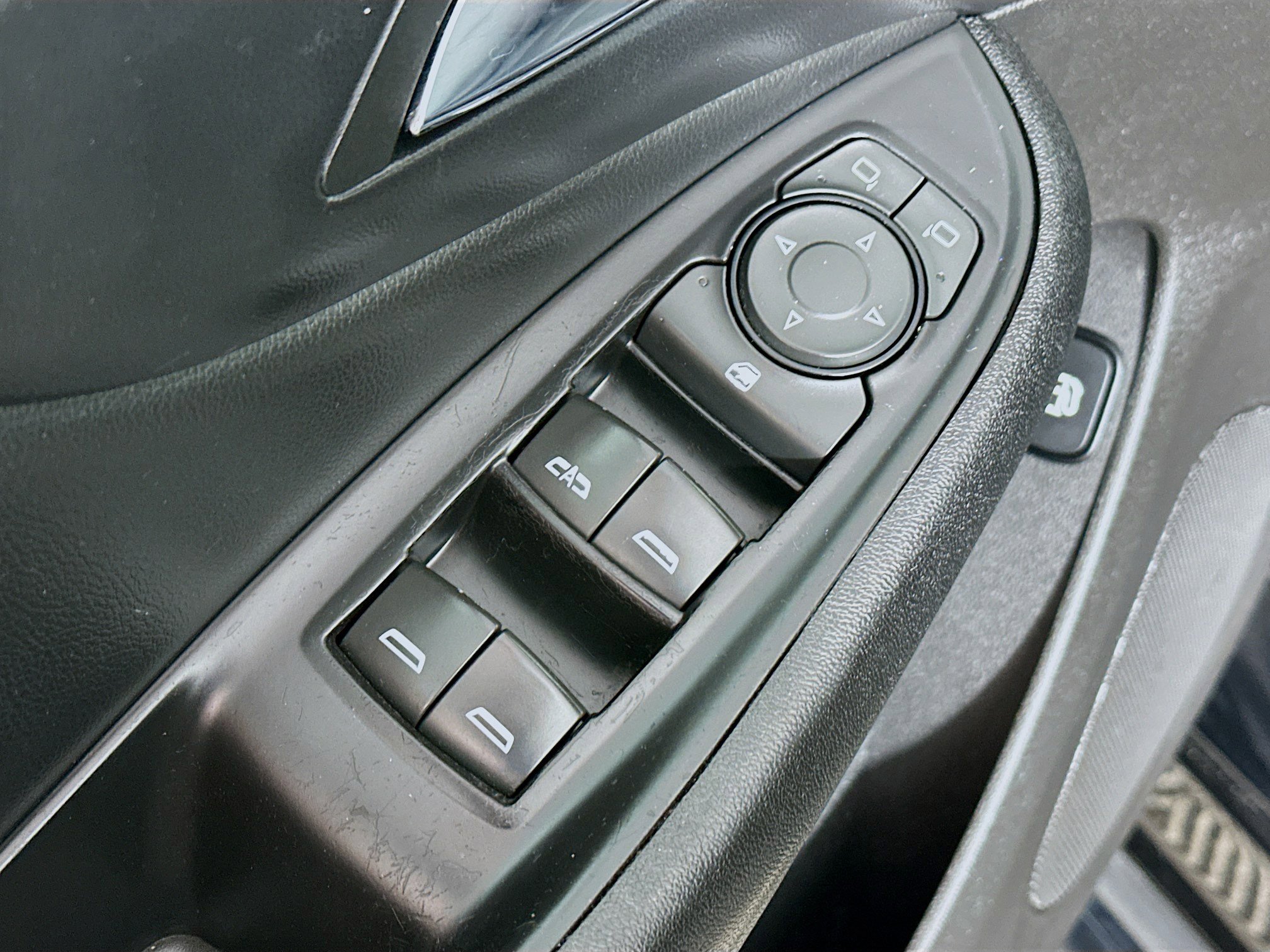 2017 Chevrolet Volt LT photo 17