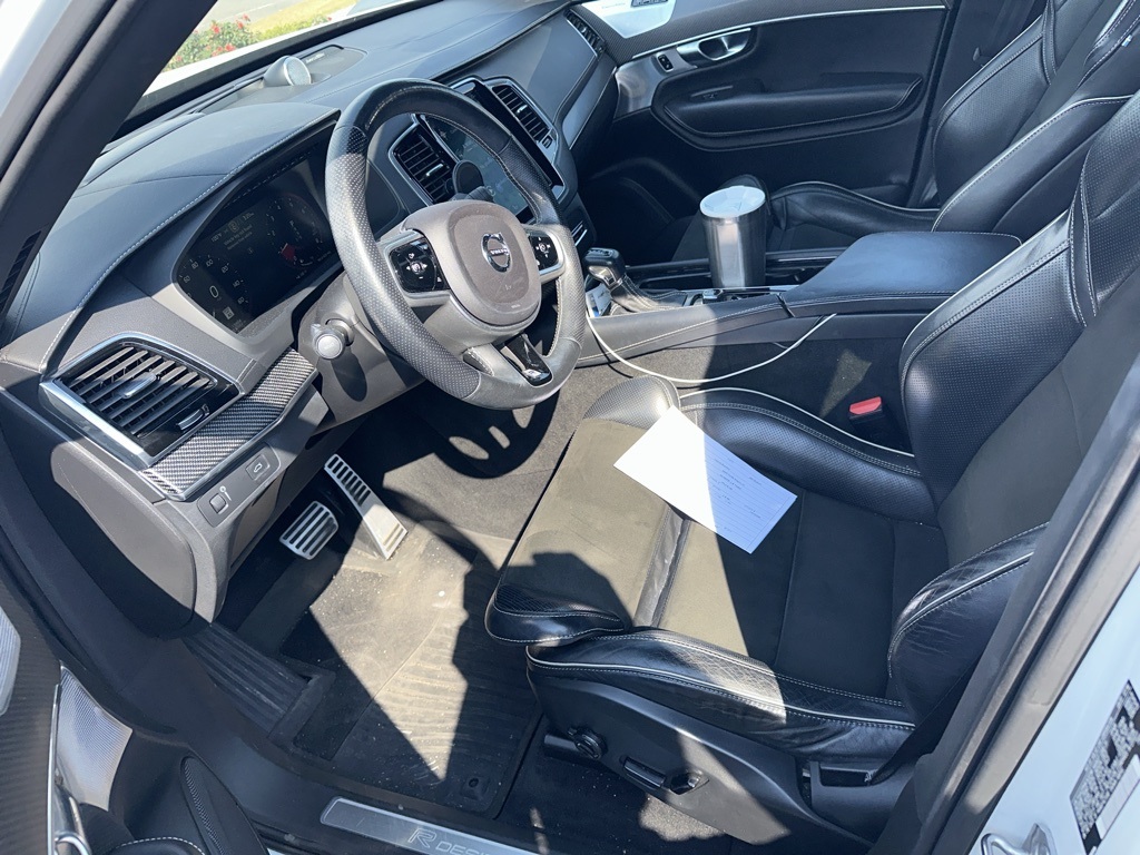 2019 Volvo XC90 T6 R-Design photo 4