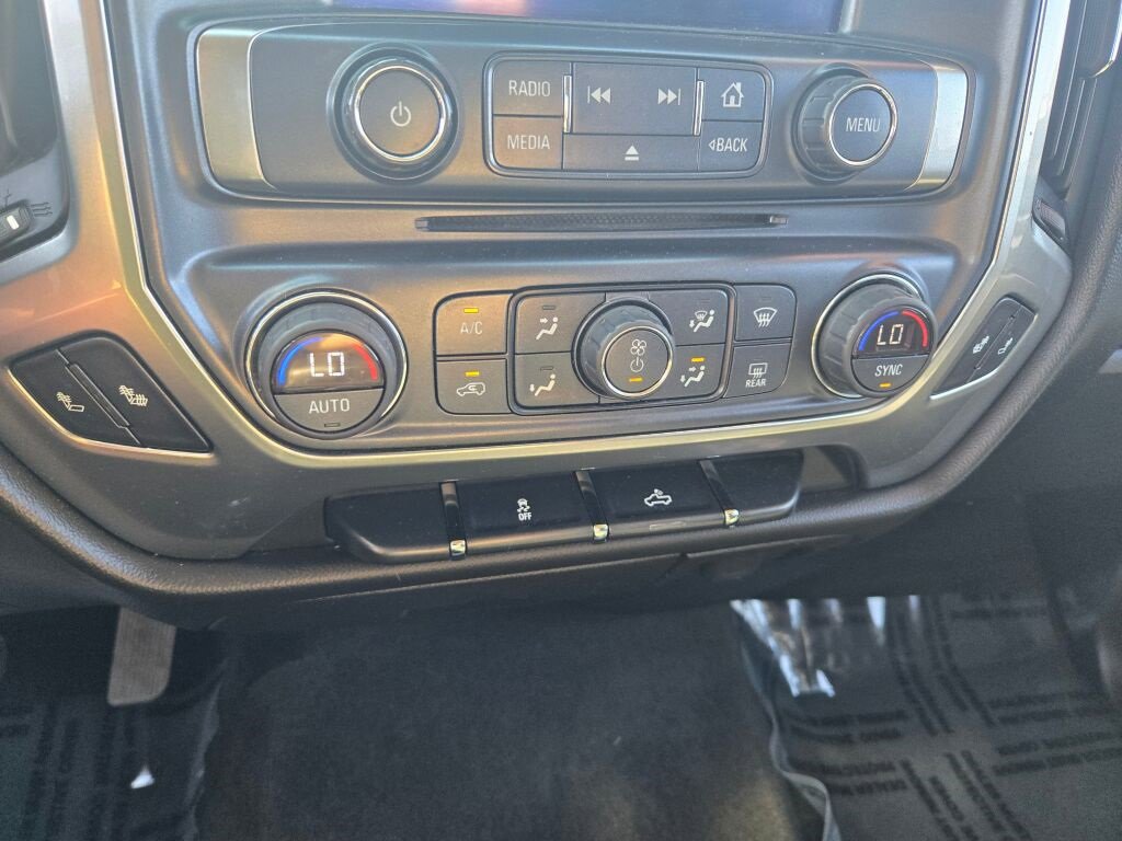 2017 Chevrolet Silverado 1500 LT photo 21