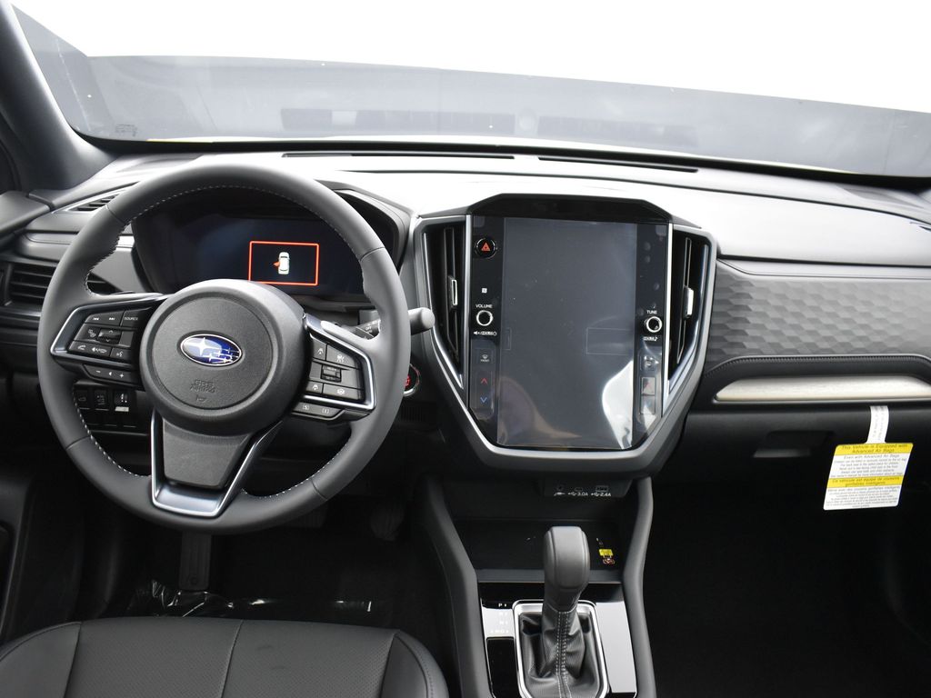 2025 Subaru Forester Limited photo 11