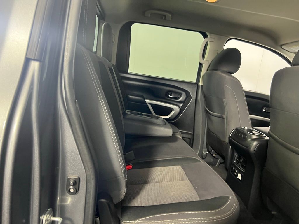 2024 Nissan Titan SV photo 23