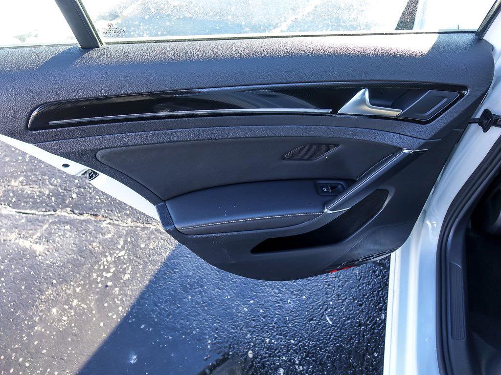 2015 VOLKSWAGEN GOLF - Image 23