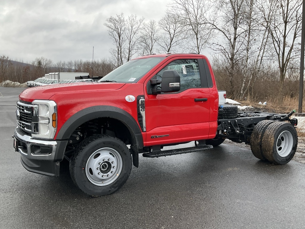 2024 Ford F-600 photo 30