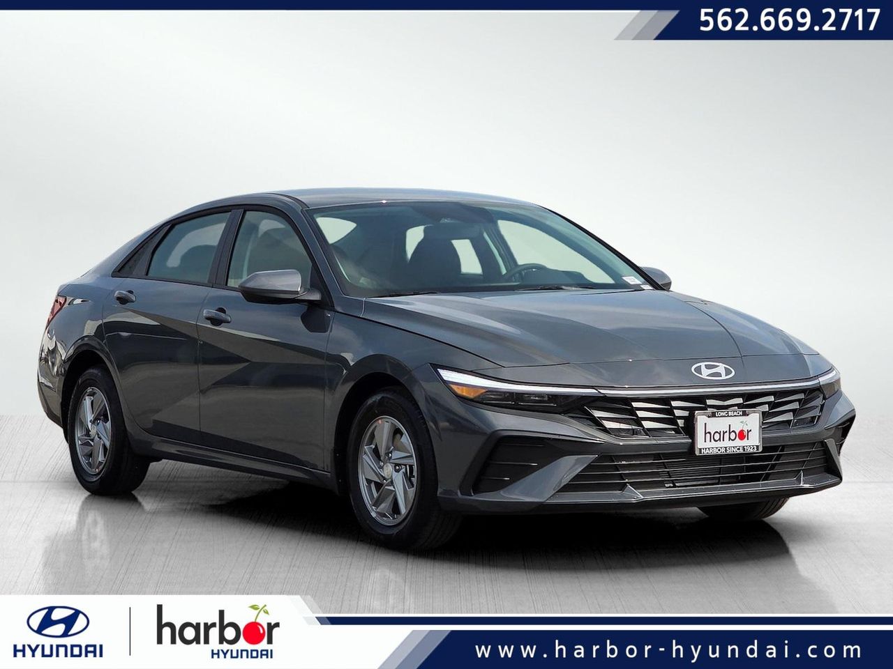 2026 Hyundai Elantra SE's photo