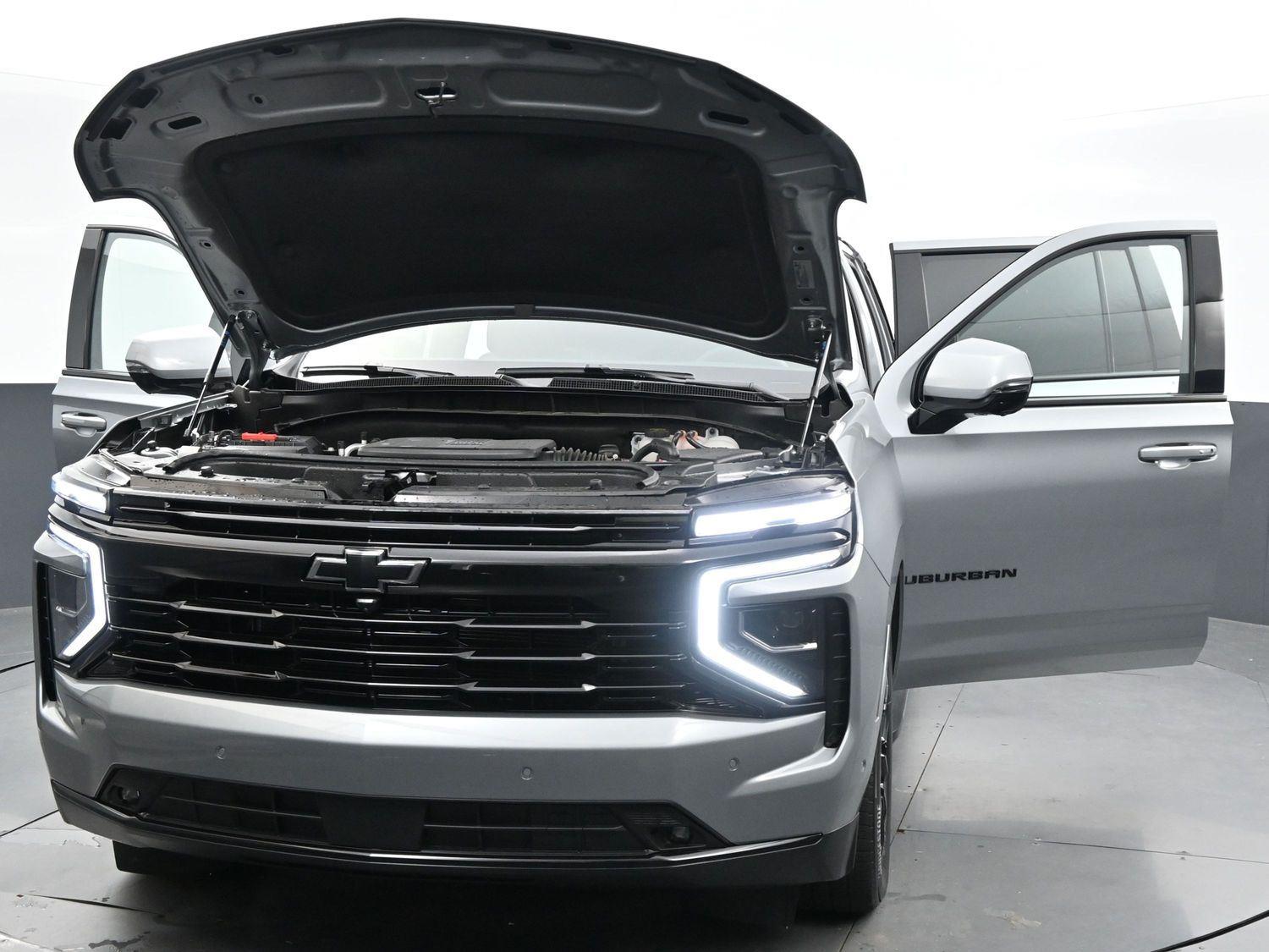 2025 Chevrolet Suburban RST photo 44