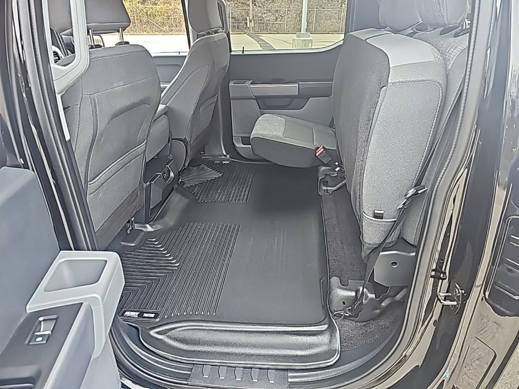 2022 Ford F-150 XLT photo 13