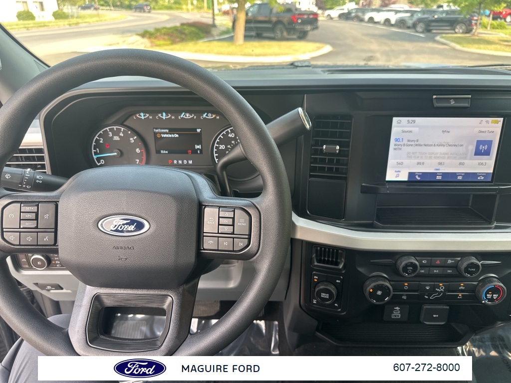 2025 Ford F-350 XL photo 14