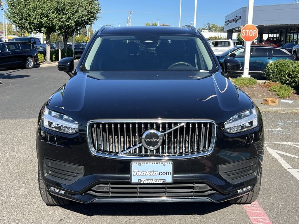 2023 Volvo XC90 B5 Core photo 2