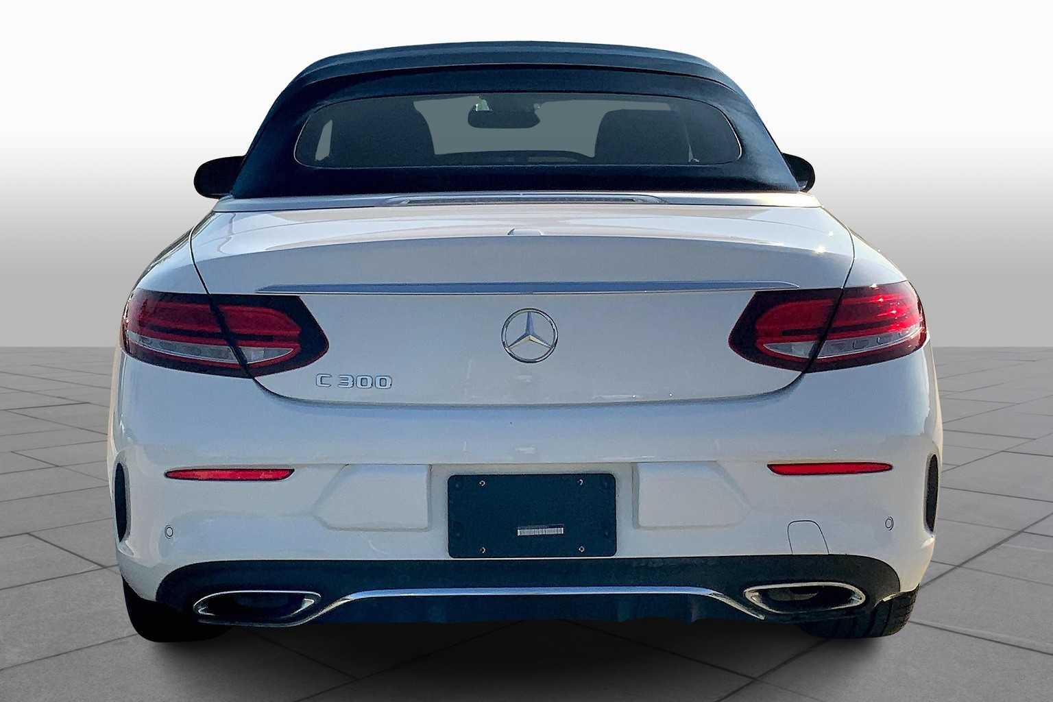2019 Mercedes Benz C 300 photo 4
