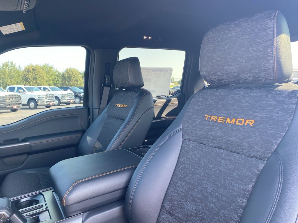 2025 Ford F-150 Tremor photo 13