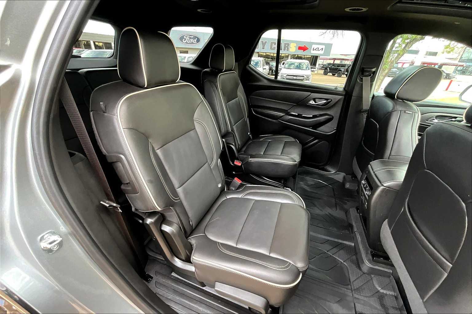 2023 Chevrolet Traverse Premier photo 14