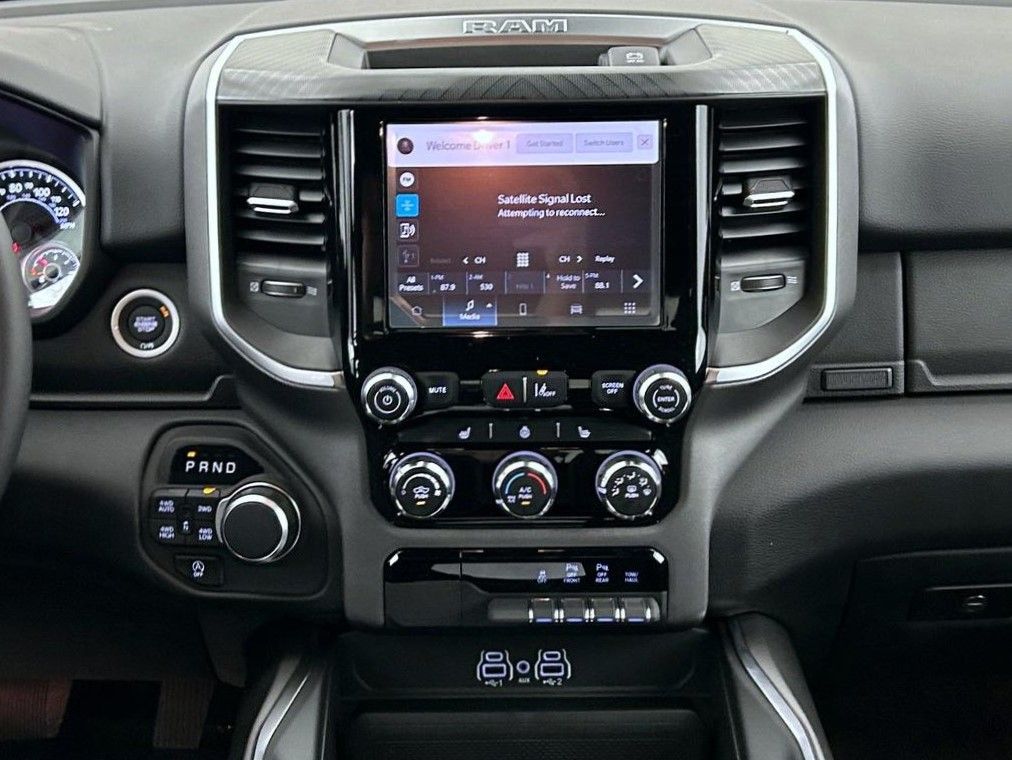 2025 Ram 1500 Big Horn Lone Star photo 12