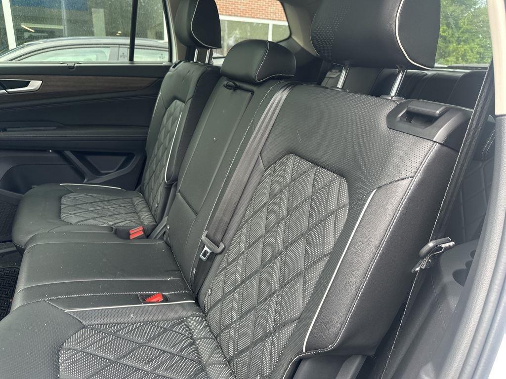 2025 Volkswagen Atlas SEL Premium R-Line photo 18