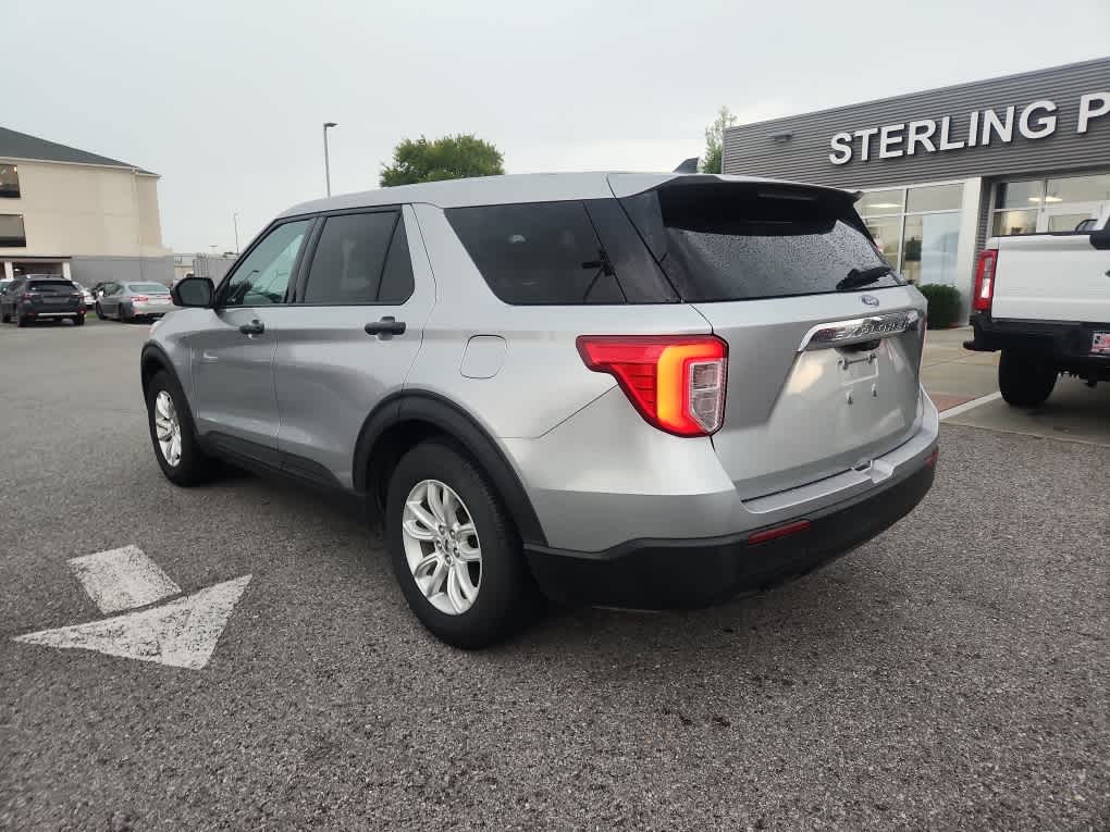 2021 Ford Explorer Base photo 2