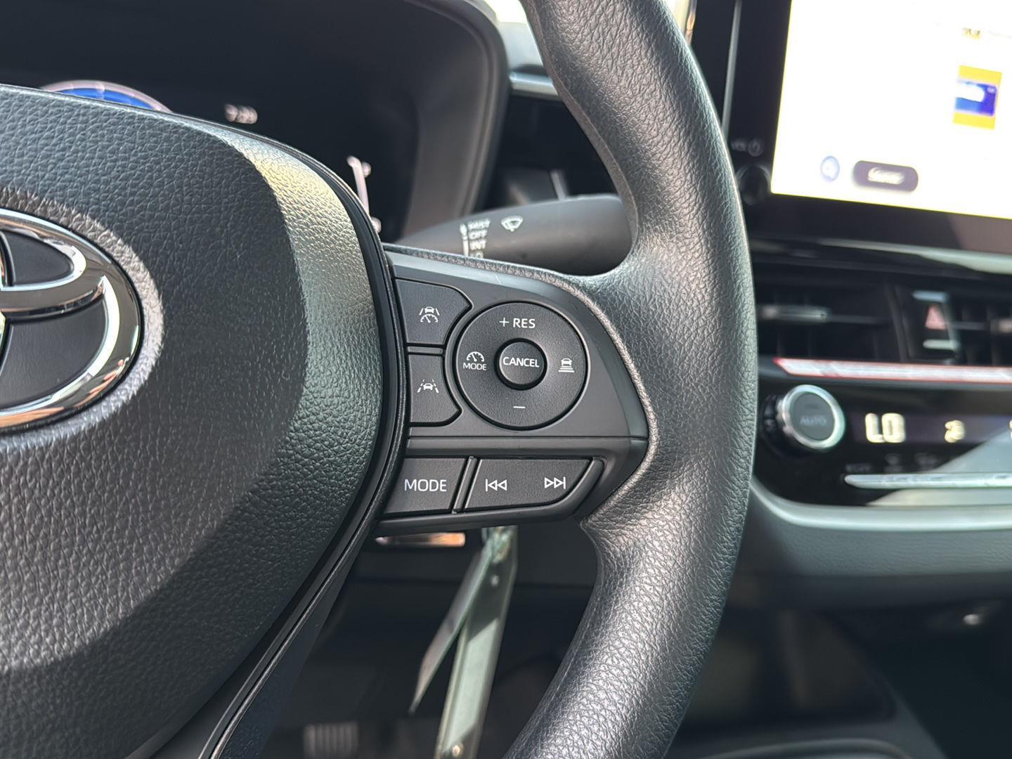 2026 Toyota Corolla LE photo 19