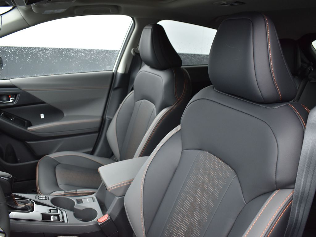 2025 Subaru Crosstrek Limited photo 9