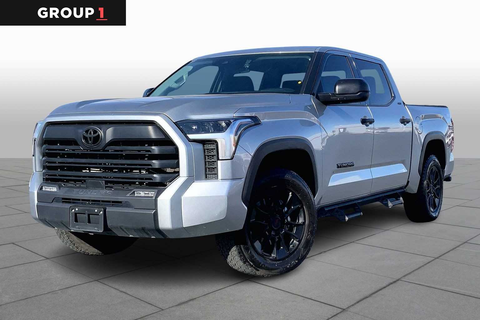 2023 Toyota Tundra SR5's photo