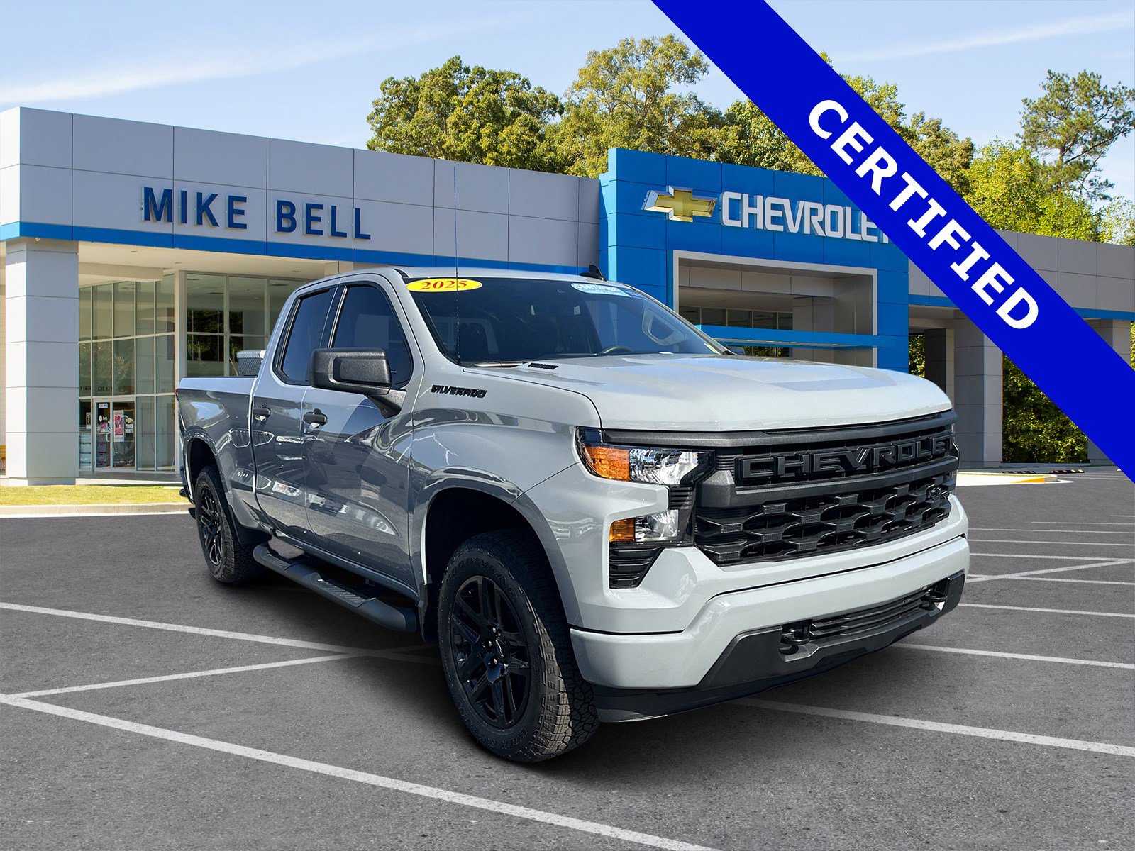 2025 Chevrolet Silverado 1500 Custom's photo