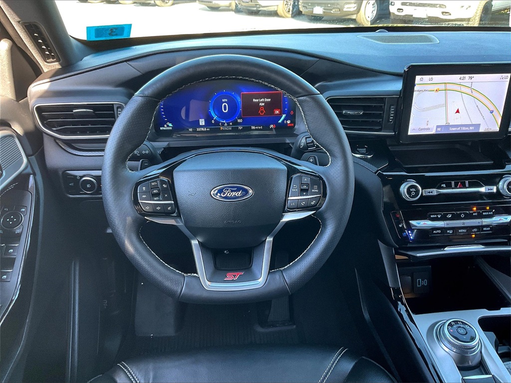 2023 Ford Explorer ST photo 14