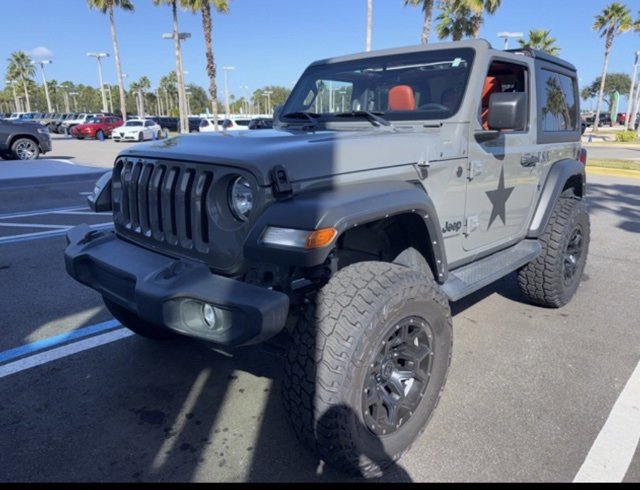 2022 Jeep Wrangler Sport's photo