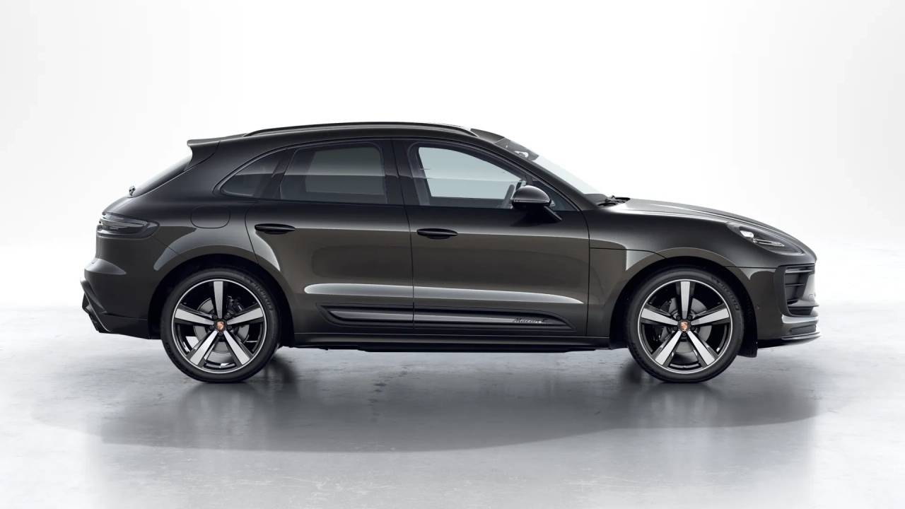 2026 Porsche Macan T photo 6