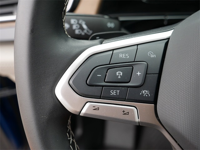 2025 Volkswagen Atlas SE Technology photo 26