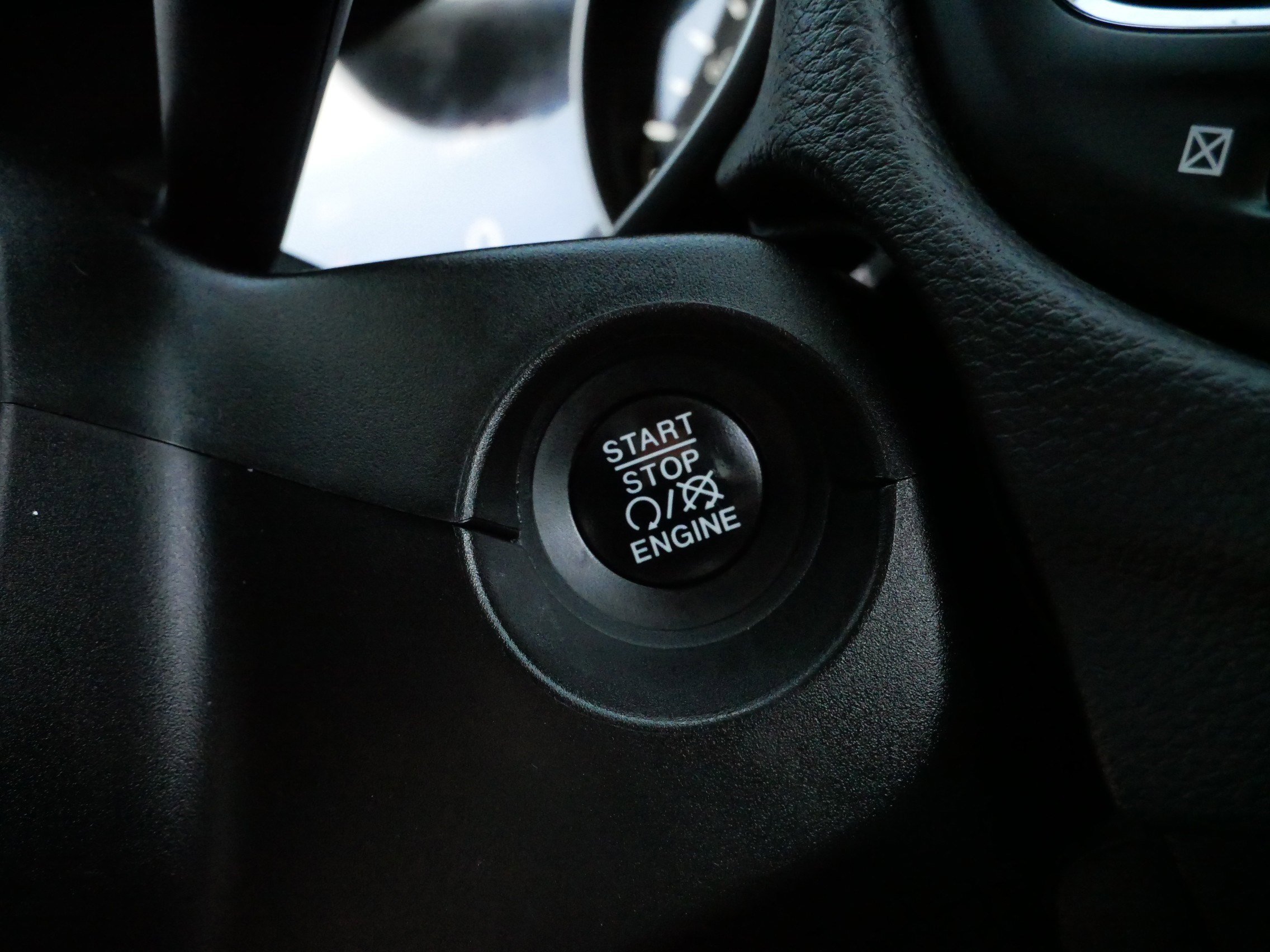 2018 Jeep Compass Latitude photo 28
