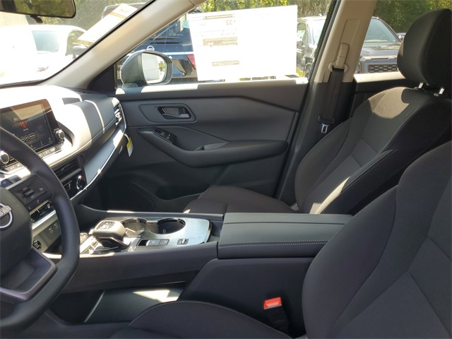 2026 Nissan Rogue S photo 4