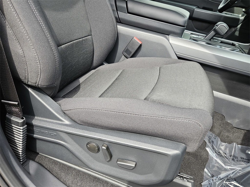 2025 Ford F-150 XLT photo 34