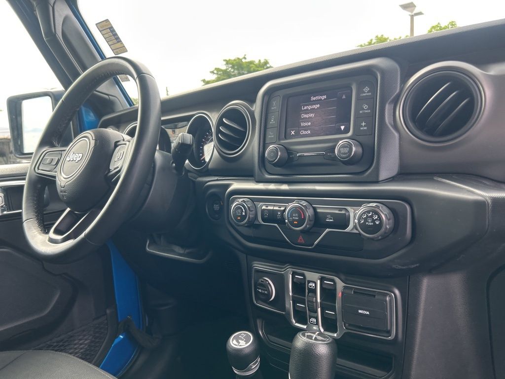 2021 Jeep Wrangler Unlimited Willys photo 25
