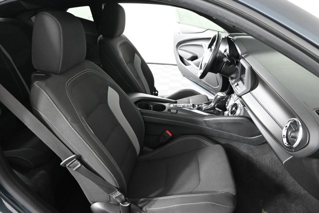2020 Chevrolet Camaro 1LS photo 11