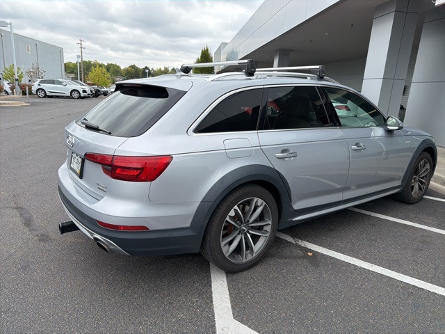 2017 Audi A4 Allroad 2.0T Premium Quattro photo 3