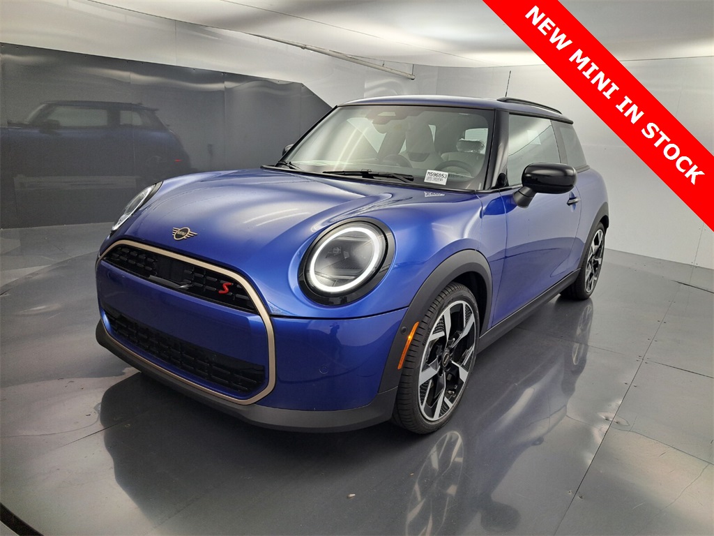 2025 Mini Cooper 2 Door Hardtop Signature photo 7