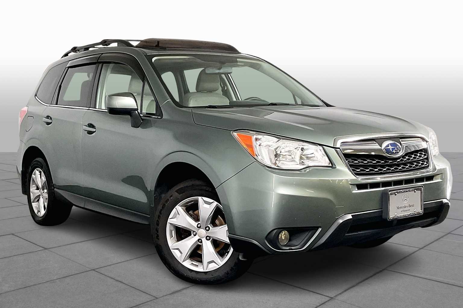 2016 Subaru Forester 2.5i Limited photo 2