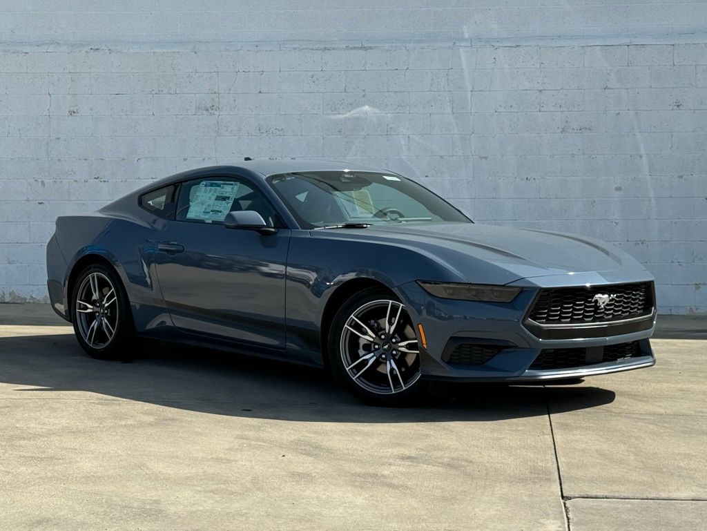 2025 Ford Mustang EcoBoost's photo